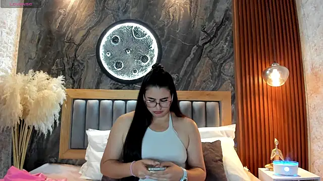 BellaPeers_ webcam