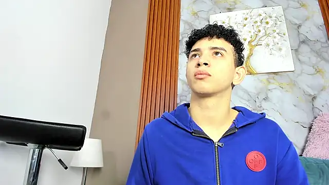 LOVE_GUYS1 webcam