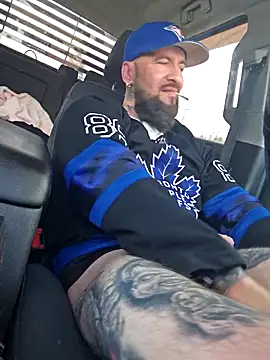Beardedtattood webcam
