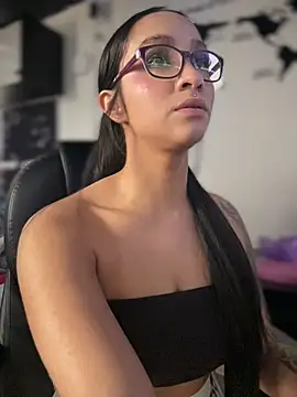 Isabella-Teen webcam