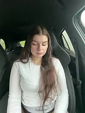 EllyNora webcam