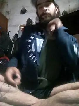 hairy_mannn webcam