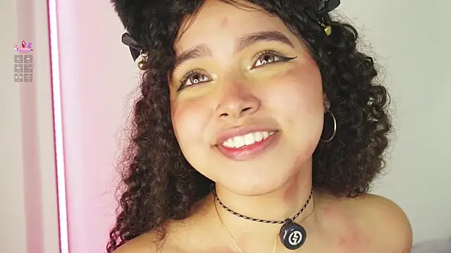 EloiseSweetxx webcam