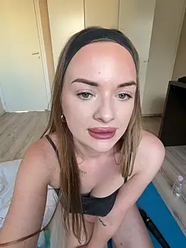 ElenaRebelle webcam