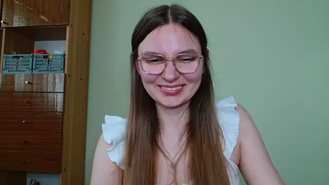 LooveELLYx webcam