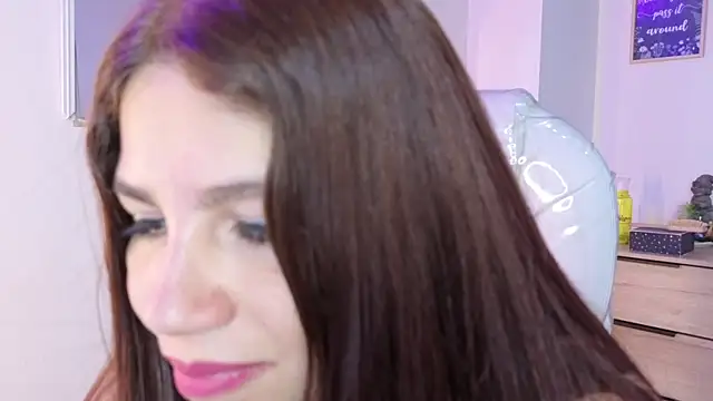bluee_hazell webcam