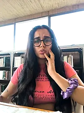Annya-sweet webcam