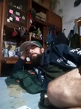 hairy_mannn webcam