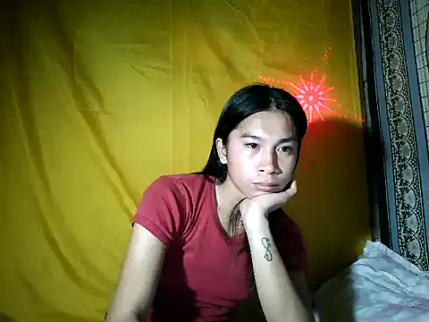 Asian_PrettyAle webcam