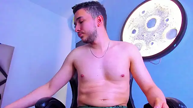 mike_257 webcam