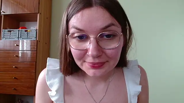 LooveELLYx webcam