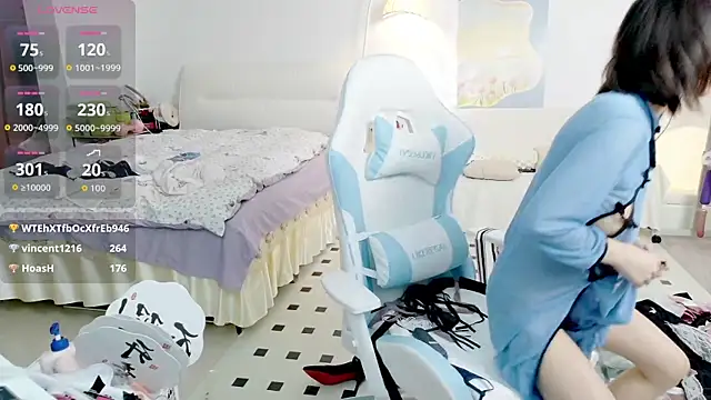 美女cosplay_LiLi在线直播
