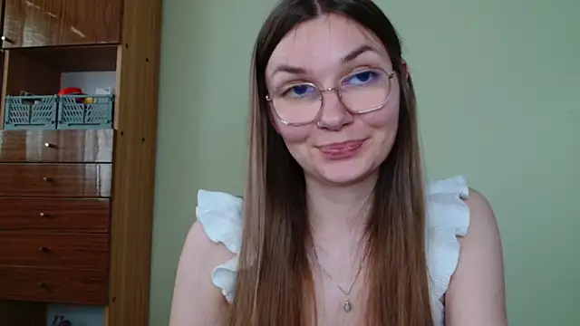 LooveELLYx webcam