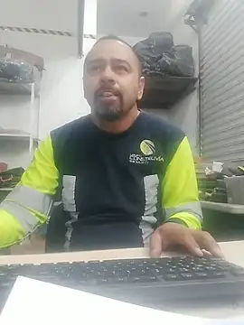 3YACULACION webcam