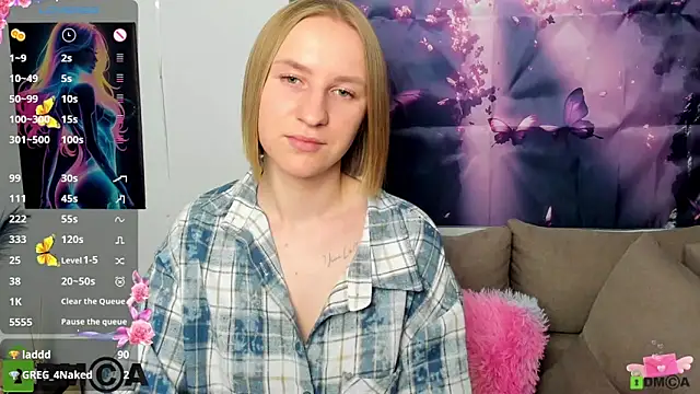 beautyblondy (F teen) - tits out