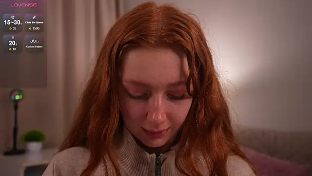 adritvance (F teen) - wet camel toe