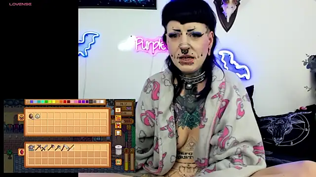 Purple_Coffin666 webcam