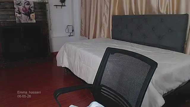 emma_hassani (F young) - FUCK MY PUSSY
