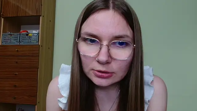 LooveELLYx webcam