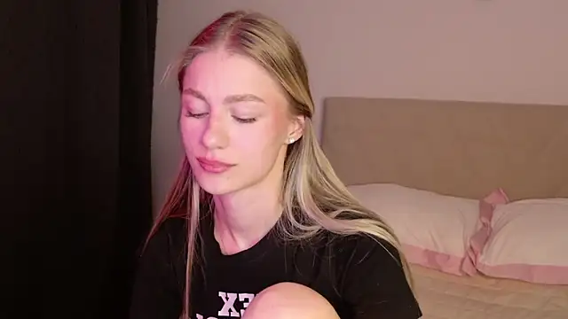GabriellaOlsen webcam