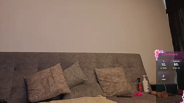 emilyrouxe webcam