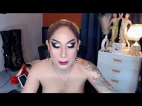 Allysonevanns webcam