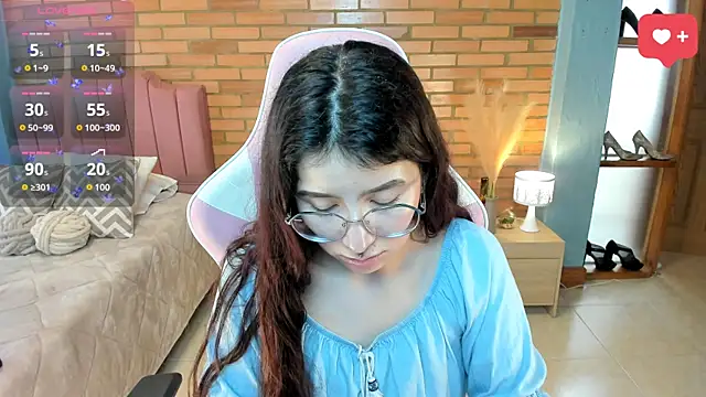 Amy_joones webcam
