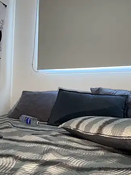 DimitriSullivan_ webcam