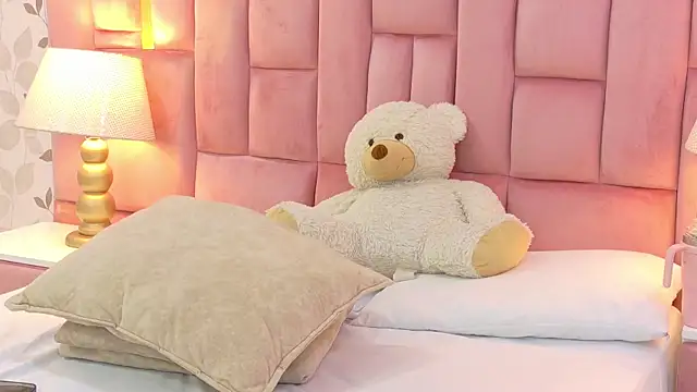 ArianaFranco webcam