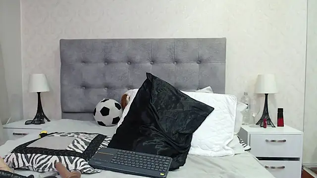 ScarlettGreen_ webcam