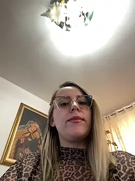 CurvyLust_x webcam