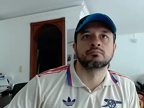 gonzzohunterr webcam