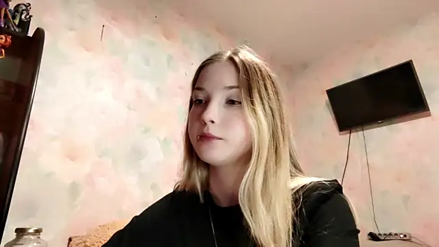 TiaBIanks webcam