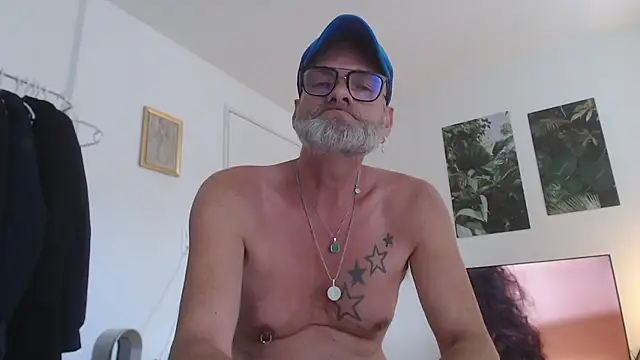 Thomster72 webcam