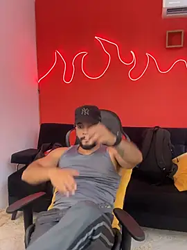 mike_savage3 (M young) - Link lovense control my hairy ass 5min
