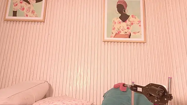 MiaJanss webcam