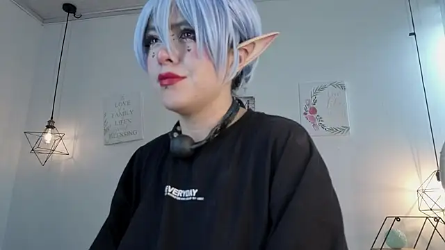 NinaSakura_Eup webcam