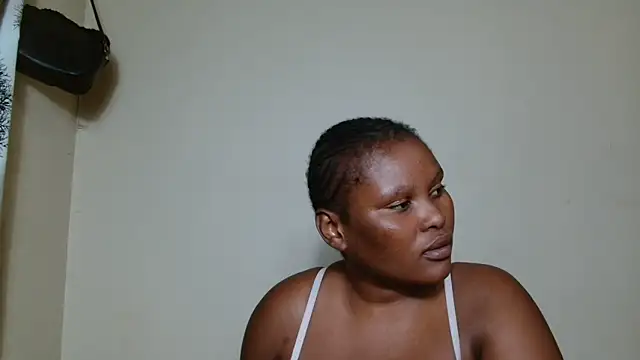 BootyDarkEbony webcam