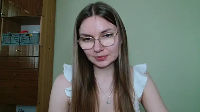 LooveELLYx webcam