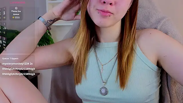 lori_bllossom - Lori_Bllossom's free webcam