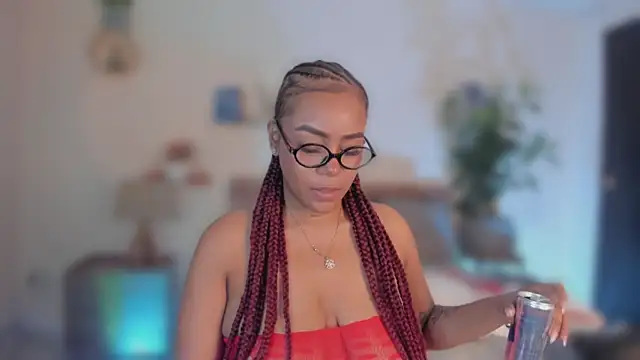 YariRose webcam