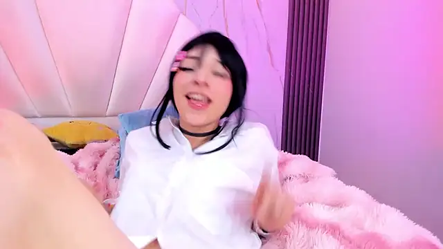 AliiceWonderland_ webcam