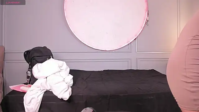 ALICESANDOVAL webcam