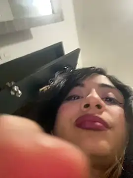 mysteriousgirl20 (F young) - i need a new phone :(