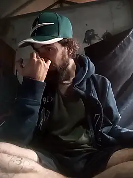 hairy_mannn webcam
