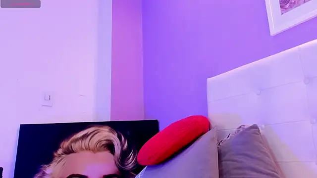 Charlotte11-11 webcam