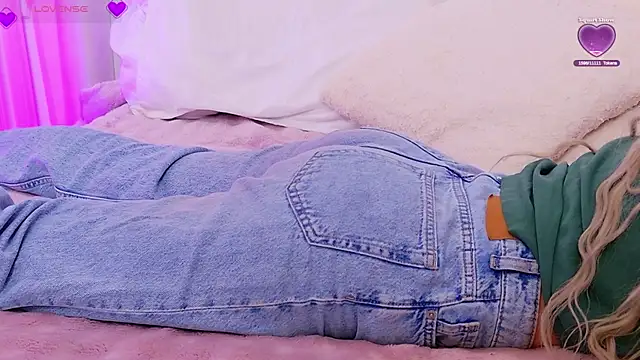 AriannaSins webcam