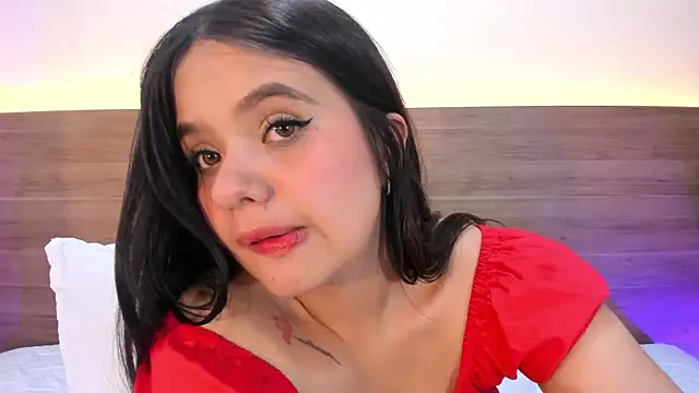 thamiina_ webcam