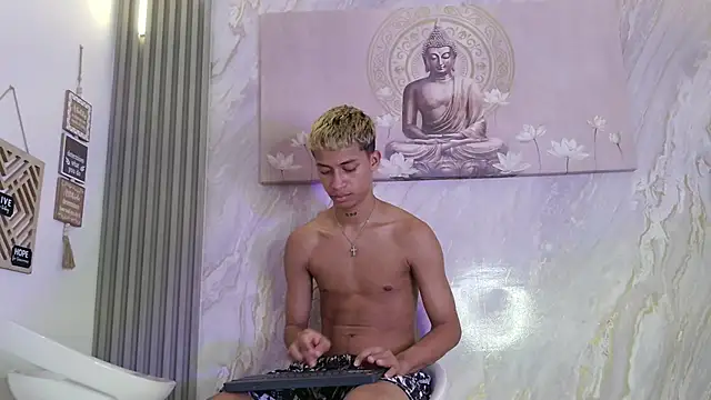 GOLD_BOYS webcam