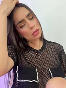 Mau_White webcam